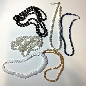 Bundle of Women's Colorful Beaded & Faux Pearl Necklaces Retro Costume Jewelry